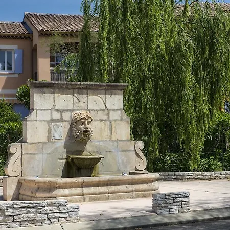 Club Village Camarguais מלון ארל